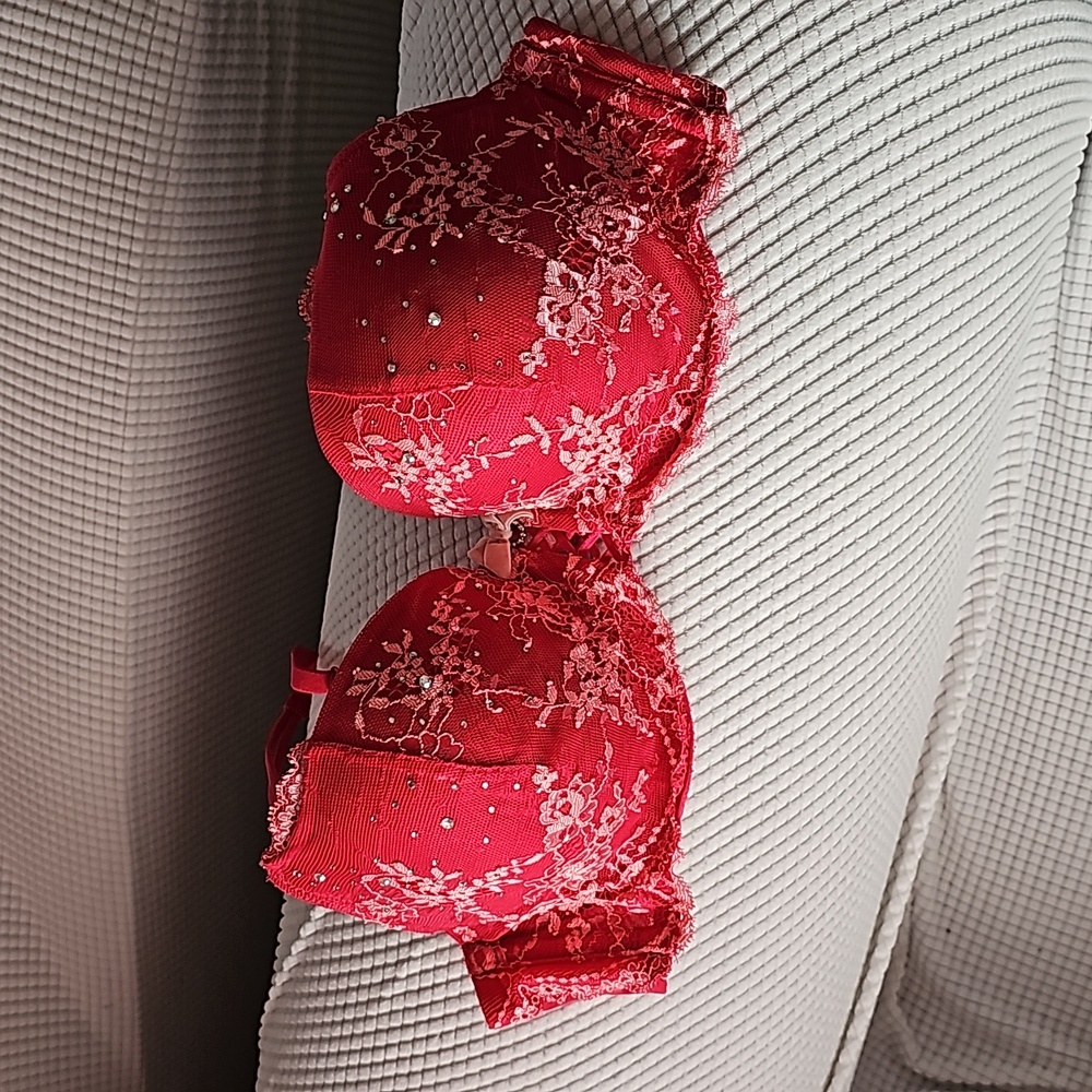6 Diferent brand bras.Victorias secret. Pink and Adrianne - Picture 7 of 8
